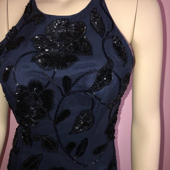 BRAND NEW VINTAGE GOWN - Picture 3 of 8